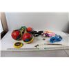 Image 1 : (4) Beach Balls, (6) Toy Balls, Hockey Mini Sticks