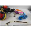 Image 3 : (4) Beach Balls, (6) Toy Balls, Hockey Mini Sticks