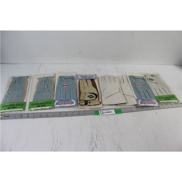 (8) Golf Gloves