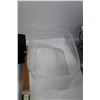 Image 5 : Plastic Tub, 18" Double Towel Bar, (2) Plastic Paper organizers, Back Scratcher