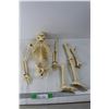 Image 1 : Plastic Skeleton Model, 31'' Tall , Needs To Be Repaired, Has All Pieces