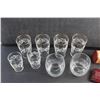 Image 4 : (8) Glass Cups, Coin Bag and Jewelry Chest