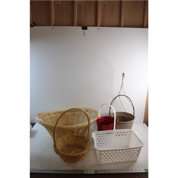 *(6) Baskets and Buckets