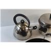 Image 4 : Kettle, Metal Bowl and Cooking Pots with Lid