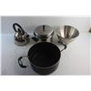 Image 5 : Kettle, Metal Bowl and Cooking Pots with Lid