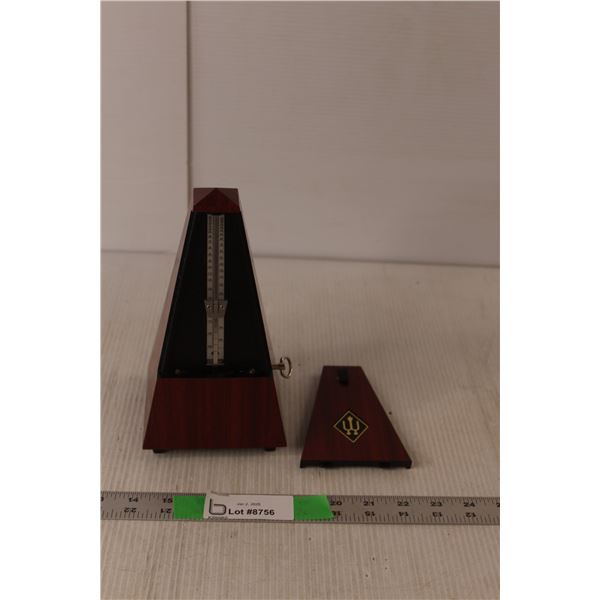 Wittner Metronome, Working 8" Tall