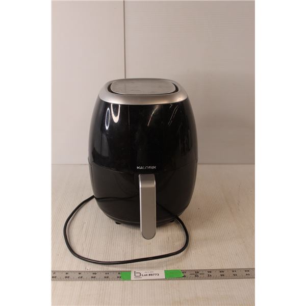 Kalorik Smart Air Fryer- Powers On