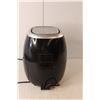 Image 3 : Kalorik Smart Air Fryer- Powers On