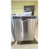 Image 1 : WHIRLPOOL DISHWASHER