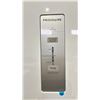 Image 2 : FRIGIDAIRE STANDING 33" FREEZER