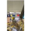 Image 2 : LOT OF EXTENSION CABLE, AND VINTAGE LUNCH BOX