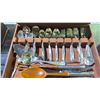 Image 2 : 64.73 OZ OF INTERNATIONAL STERLING SILVER FLATWARE SET