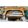 Image 2 : VINTAGE HAMMOND ORGAN WITH BENCH