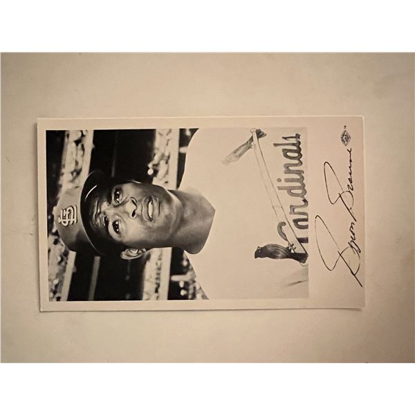 Byron Browne facsimile signed photo. 3x5 inches