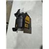 Image 1 : Dewalt laser, chalk line