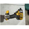 Image 1 : DeWalt drill