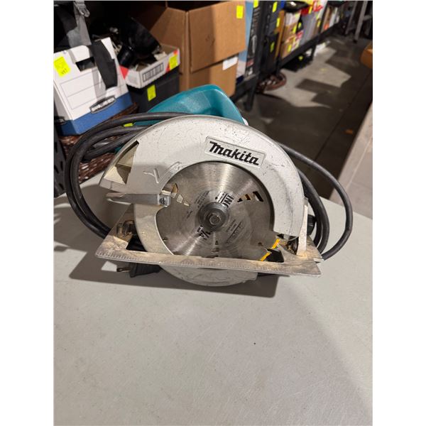 Makita circular saw
