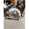 Image 1 : Makita circular saw