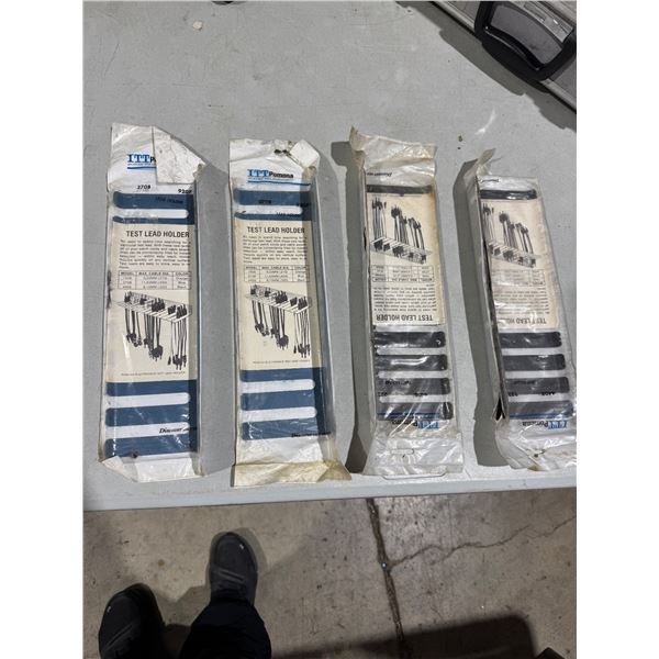 Test lead holders