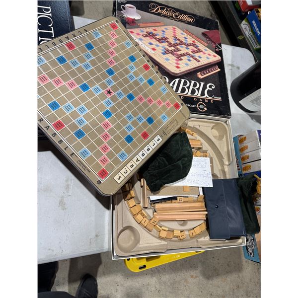 Scrabble Deluxe Edition