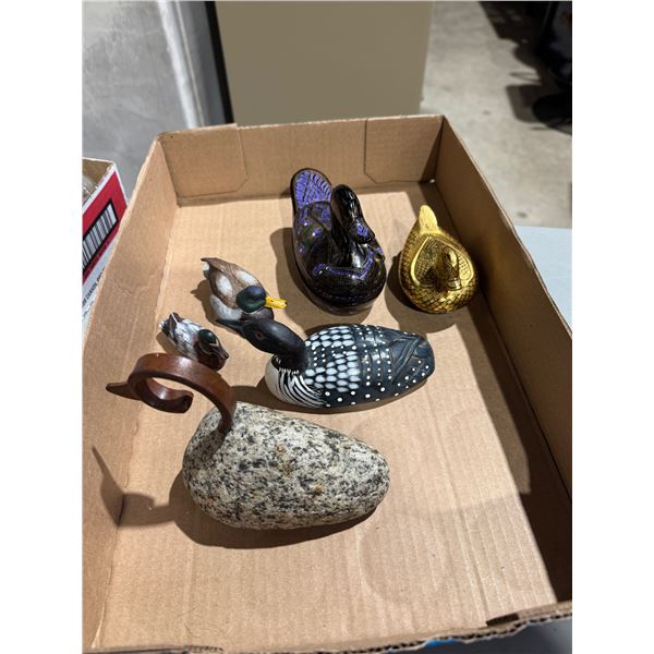 Duck figurines