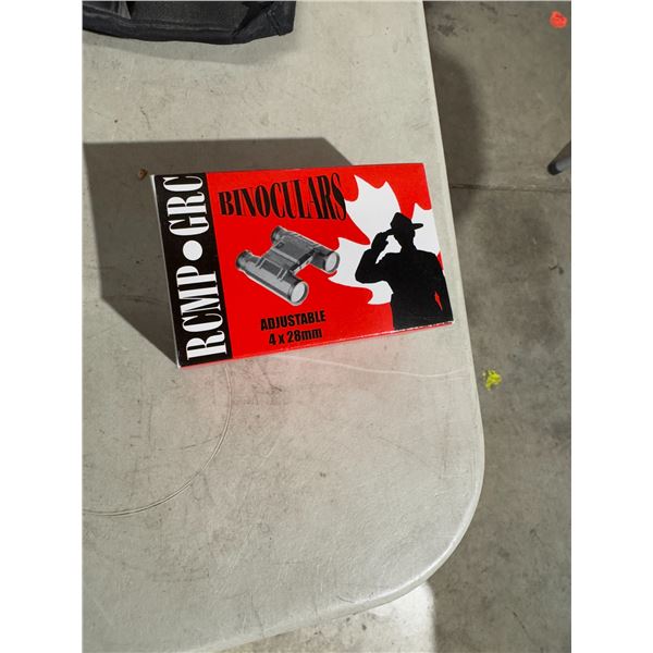 RCMP binoculars adjustable