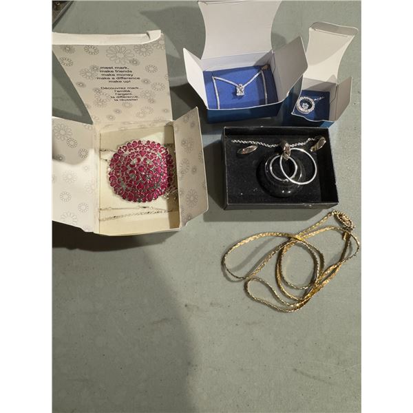 Assorted costume jewelry