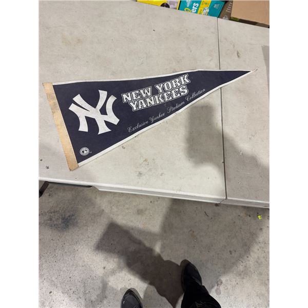 New York Yankees pendant