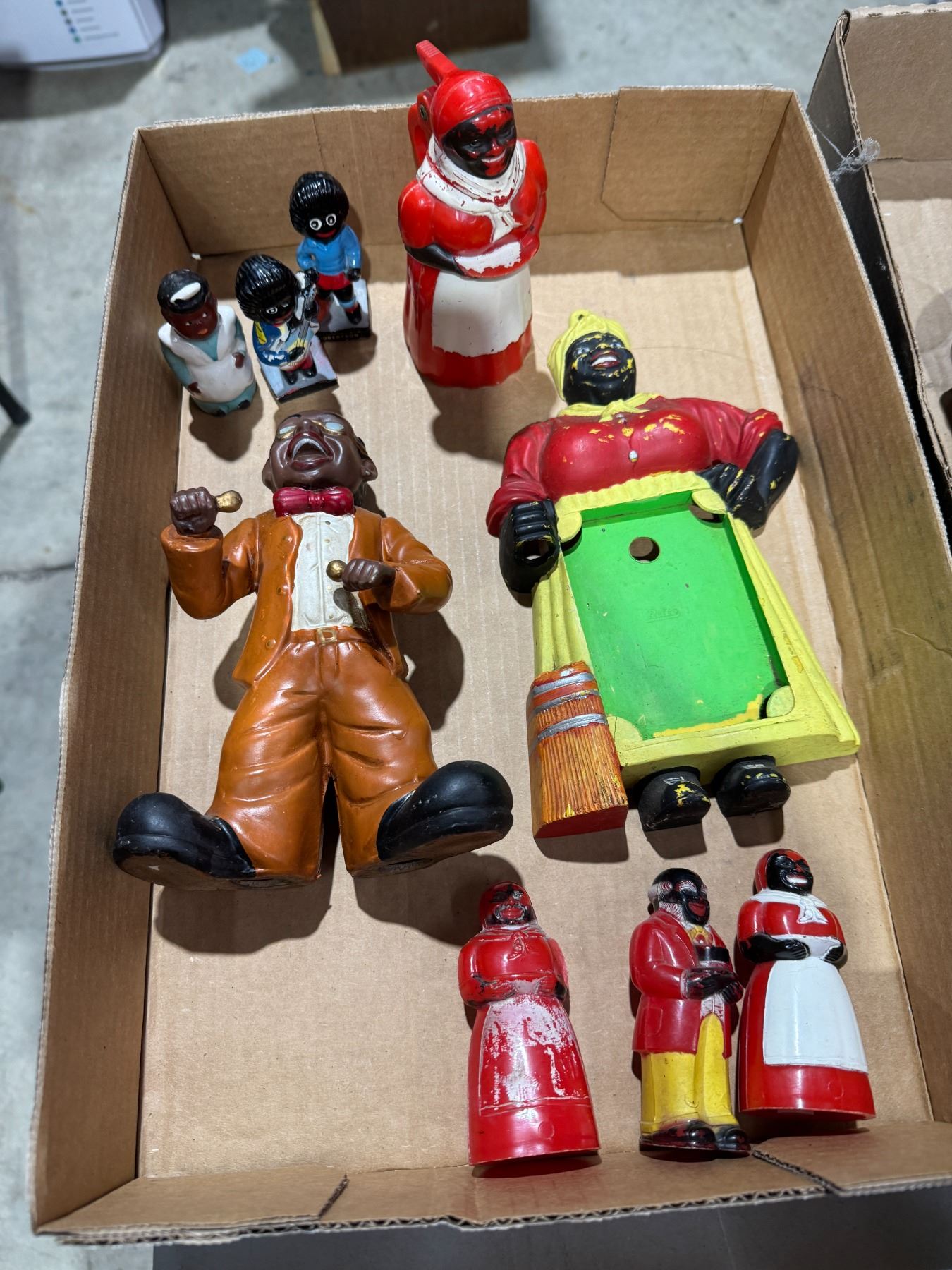 Vintage kitchen items