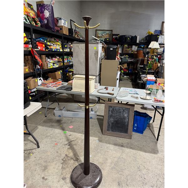 Coat stand