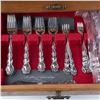 Image 1 : 91pc Oneida Community Silver Plated Flatware with Box