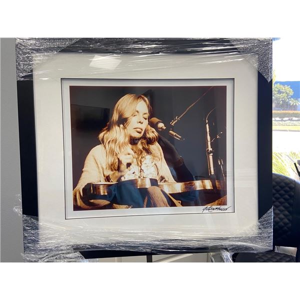 Joni Mitchell in Honolulu 1972 by Robert M Knight