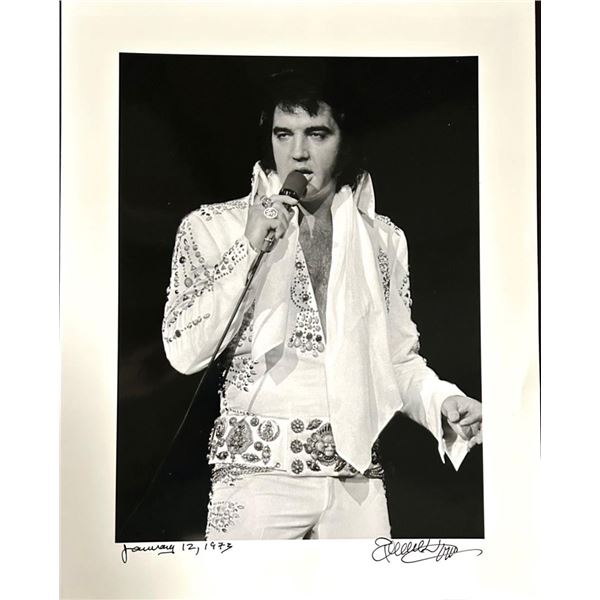Elvis stoned in his Prime by Richard Upper