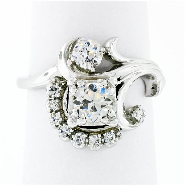 Schneider's Antique Art Deco 18K Gold.88 ctw Diamond Flower & Leaf Bouquet Ring