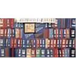 Large Perez-Steele Postcard Lot w/ Many Autographs (JSA)