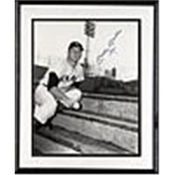 Framed Mickey Mantle "1961" Autographed Photo (JSA)