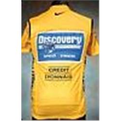 2005 Lance Armstrong Tour DeFrance Stage Seven Worn Jersey & Vest with Photo Match (2)