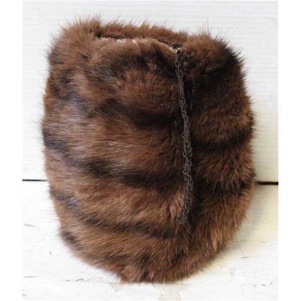 VINTAGE SILK LINED BEAVER HAND WARMER HAND MUFF