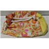 Image 1 : CLINIQUE FLOWER POWER TOTE BAG