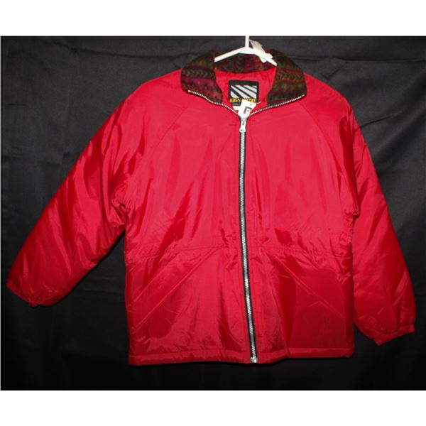 NEW SIGNATURE COLLECTION RED JACKET SIZE XLARGE