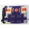 Image 1 : ESTATE NAVAJO PRINT FLEECE BLANKET-ESTATE