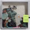 Image 1 : BOX OF ASSORTED GEMSTONES & CRYSTALS