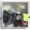 Image 1 : BOX OF ASSORTED GEMSTONES & CRYSTALS