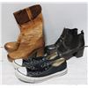 Image 1 : 2 PAIRS LADIES BOOTS PLUS CONVERSE ALL STARS
