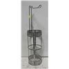 Image 1 : SILVER COLORED BATHROOM TISSUE HOLDER