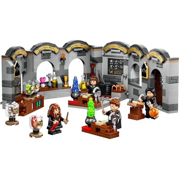 NEW LEGO HARRY POTTER HOGWARTS CASTLE
