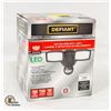 Image 1 : NEW DEFIANT LED MOTION SECURITY LIGHT