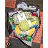 Image 1 : BAILIFF SEIZURE- LOT OF ASSORTED CRAFTING YARN