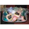 Image 1 : BAILIFF SEIZURE- LARGE TOTE OF ASSORTED YARN