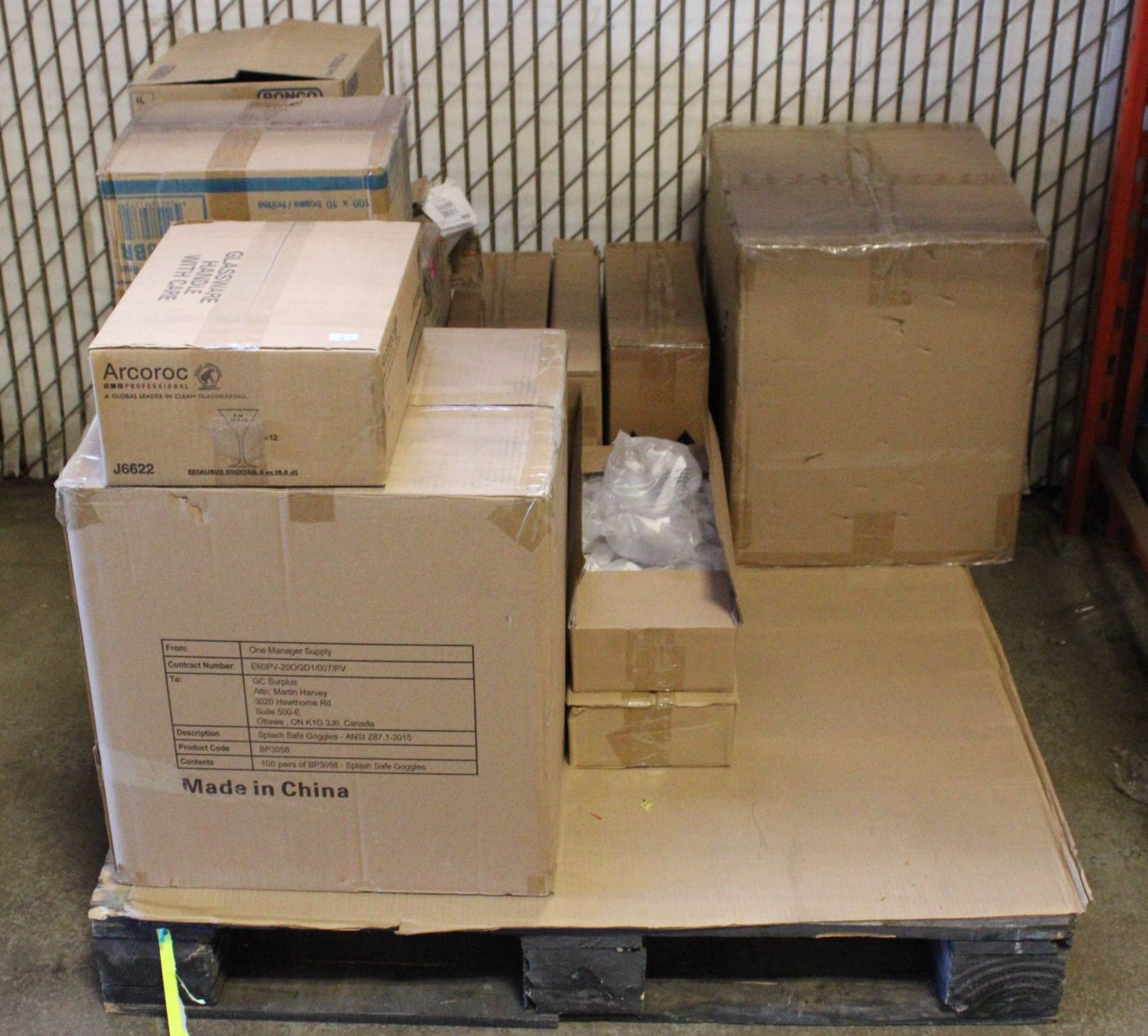 RANDOM PALLET OF ASSORTED AUCTION ITEM
